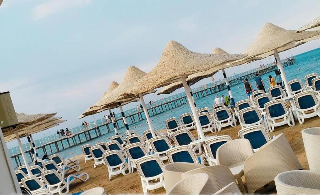 Seaview Chalets In Porto South Beach - Families Only Ain Sukhna Ngoại thất bức ảnh