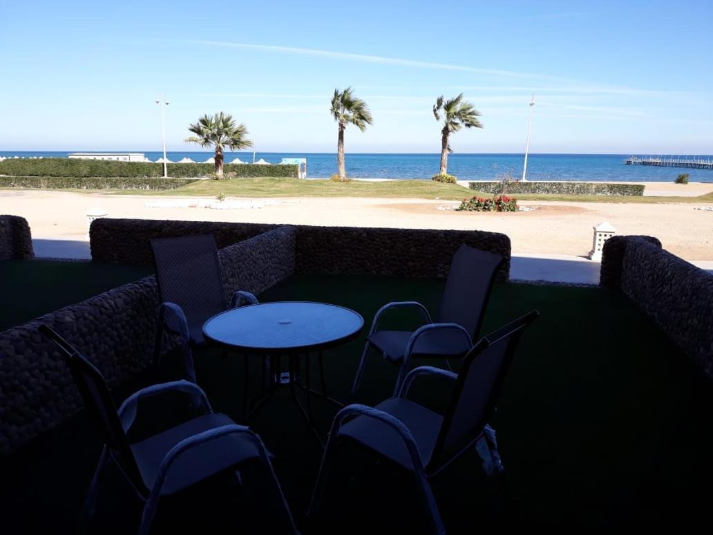 Seaview Chalets In Porto South Beach - Families Only Ain Sukhna Ngoại thất bức ảnh